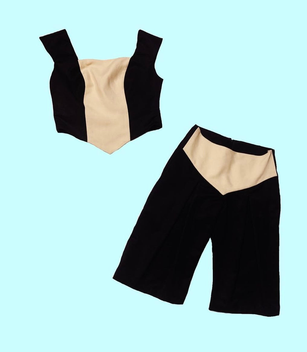 V Black and Nude Set